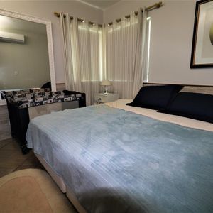 Apartamento com 263m², 4 dormitórios, 4 suítes, 4 vagas no Neptuno em Torres para Comprar