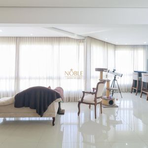 Apartamento com 249m², 4 dormitórios, 4 suítes, 2 vagas no Graziela em Torres para Comprar