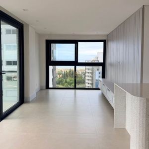 Apartamento com 88m², 3 dormitórios, 1 suíte, 1 vaga no Vista Mare em Torres para Comprar