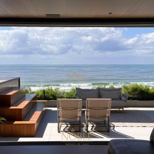 Cobertura com 344m², 3 dormitórios, 3 suítes, 3 vagas no Ares em Torres para Comprar