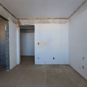 Apartamento com 130m², 4 dormitórios, 4 suítes, 2 vagas no Mirage em Torres para Comprar