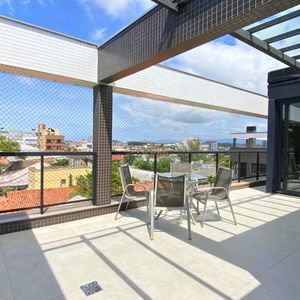 Cobertura com 218m², 3 dormitórios, 1 suíte, 2 vagas no Roca em Torres para Comprar