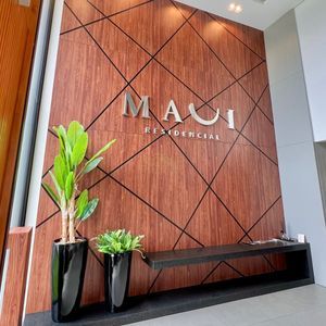 Apartamento com 102m², 3 dormitórios, 1 suíte, 2 vagas no Maui Residencial em Torres para Comprar
