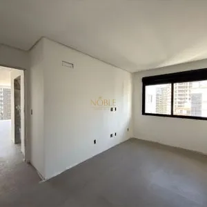 Apartamento com 83m², 2 dormitórios, 1 suíte, 2 vagas no Mirage em Torres para Comprar