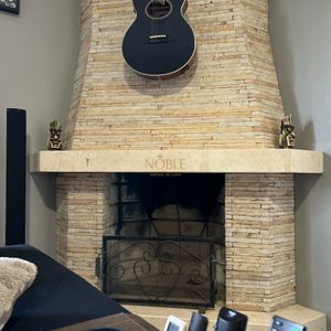 Casa com 184m², 3 dormitórios, 1 suíte, 2 vagas no bairro Igra Norte em Torres para Comprar