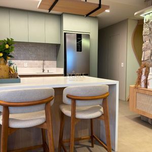 Apartamento com 97m², 2 dormitórios, 2 suítes, 1 vaga no Rosa dos Ventos em Torres para Comprar