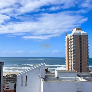 Cobertura com 220m², 3 dormitórios, 3 suítes, 2 vagas no Saint Germain em Torres para Comprar