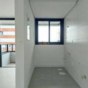 Apartamento com 80m², 2 dormitórios, 1 suíte, 1 vaga no Opportunity em Torres para Comprar