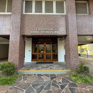 Apartamento com 111m², 3 dormitórios, 1 suíte, 2 vagas no Ilha de Saint Martin em Torres para Comprar