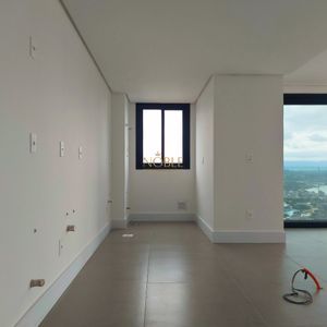 Apartamento com 88m², 2 dormitórios, 2 suítes, 2 vagas no Urban em Torres para Comprar