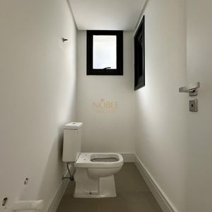 Apartamento com 97m², 2 dormitórios, 2 suítes, 1 vaga no Praça Quatro em Torres para Comprar