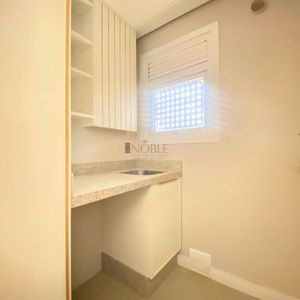 Apartamento com 106m², 3 dormitórios, 1 suíte, 2 vagas no Toronto em Torres para Comprar