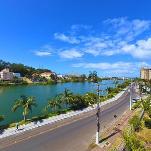 Cobertura com 180m², 3 dormitórios, 1 suíte, 2 vagas no Giverny em Torres para Comprar