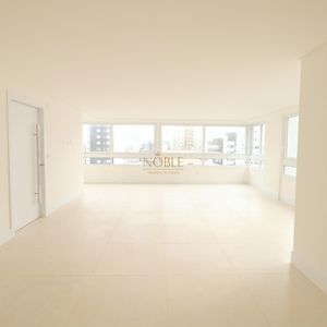 Apartamento com 130m², 3 dormitórios, 1 suíte, 2 vagas no Monterrey em Torres para Comprar