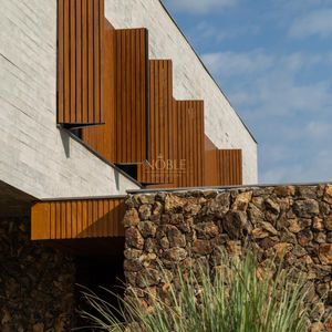 Casa de Condomínio com 244m², 4 dormitórios, 4 suítes, 2 vagas no Condomínio Ilhas Park em Torres para Comprar