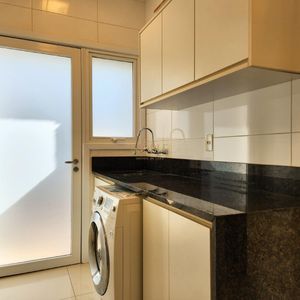 Casa de Condomínio com 440m², 5 dormitórios, 5 suítes, 2 vagas no Ocean Side em Torres para Comprar