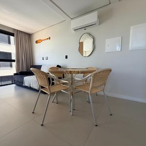 Apartamento com 31m², 1 dormitório, 1 vaga no Majestic Residencial em Torres para Comprar