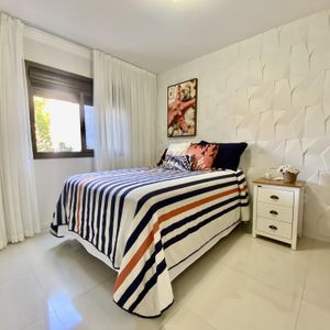 Apartamento com 97m², 3 dormitórios, 1 suíte, 2 vagas no Magnificus em Torres para Comprar