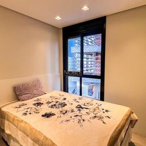 Apartamento com 60m², 2 dormitórios, 1 suíte, 1 vaga no Aston em Torres para Comprar