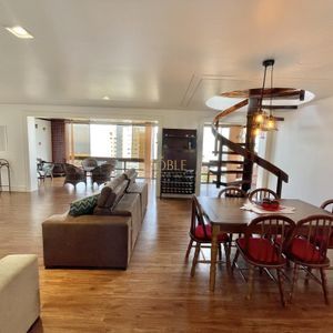 Cobertura com 380m², 4 dormitórios, 3 suítes, 2 vagas no Porto do Sol em Torres para Comprar