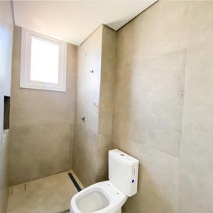 Apartamento com 135m², 3 dormitórios, 3 suítes, 2 vagas no Dall'acqua em Torres para Comprar