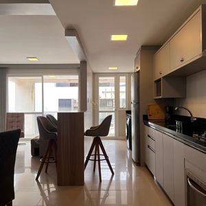 Cobertura com 213m², 3 dormitórios, 1 suíte, 2 vagas no Le Grand em Torres para Comprar