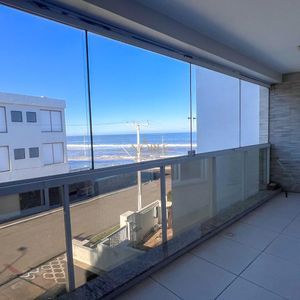 Apartamento com 113m², 3 dormitórios, 1 suíte, 2 vagas no Punta del Mare em Torres para Comprar