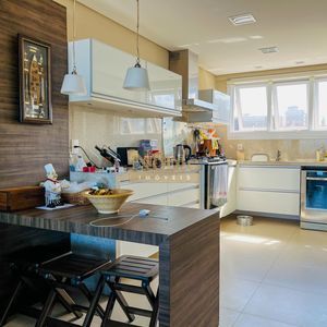 Apartamento com 152m², 3 dormitórios, 2 suítes, 1 vaga no Pousada do Sol em Torres para Comprar