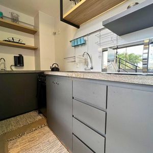 Apartamento com 43m², 1 dormitório, 1 suíte, 1 vaga no Loft Las Piedras em Torres para Comprar
