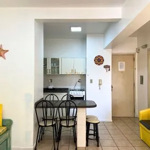 Apartamento com 60m², 2 dormitórios, 1 suíte, 1 vaga no Marina em Torres para Comprar