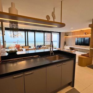 Apartamento com 220m², 4 dormitórios, 4 suítes, 2 vagas no Vitra em Torres para Comprar