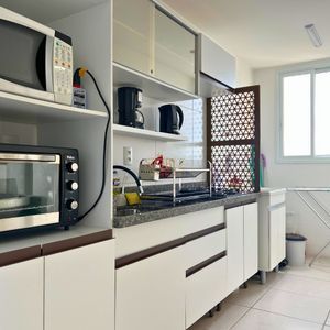 Apartamento com 59m², 2 dormitórios, 1 suíte, 1 vaga no Residencial Jardim Europa em Torres para Comprar