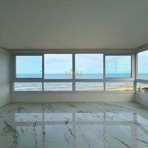Apartamento com 120m², 3 dormitórios, 3 suítes, 2 vagas no La Vistara em Torres para Comprar