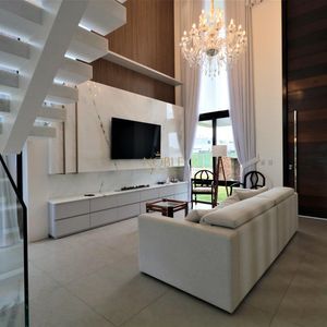 Casa de Condomínio com 301m², 4 dormitórios, 4 suítes, 2 vagas no Reserva das Águas em Torres para Comprar