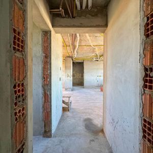 Apartamento com 98m², 2 dormitórios, 2 suítes, 2 vagas no Punta Del Sole em Torres para Comprar