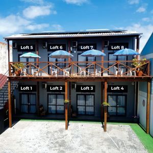 Pousada com 220m², 3 dormitórios, 1 suíte, 8 vagas no bairro Praia da Cal em Torres para Comprar