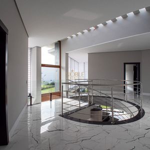 Casa de Condomínio com 591m², 5 dormitórios, 5 suítes, 2 vagas no Ocean Side em Torres para Comprar