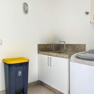 Casa com 518m², 5 dormitórios, 2 suítes, 2 vagas no bairro Praia Grande em Torres para Comprar