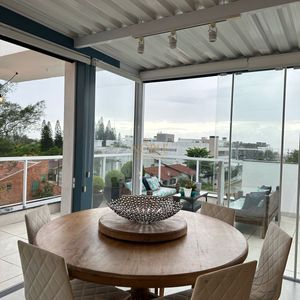 Cobertura com 212m², 3 dormitórios, 1 suíte, 4 vagas no Aruba Garden em Torres para Comprar