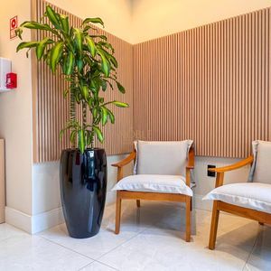 Apartamento com 60m², 2 dormitórios, 1 suíte, 1 vaga no Aston em Torres para Comprar