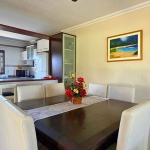 Casa com 156m², 3 dormitórios, 1 suíte, 4 vagas no bairro Praia Itapeva em Torres para Comprar