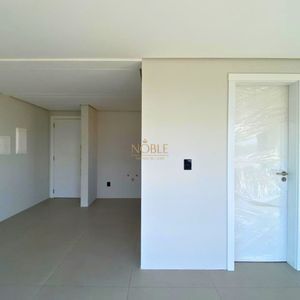 Apartamento com 33m², 1 dormitório, 1 vaga no Majestic Residencial em Torres para Comprar