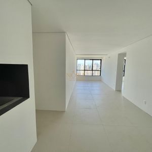 Apartamento com 79m², 2 dormitórios, 1 suíte, 1 vaga no Vesta em Torres para Comprar
