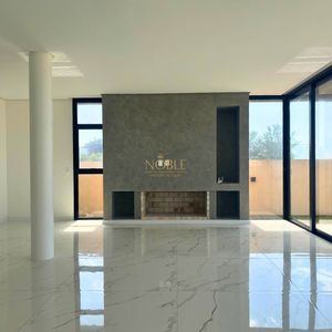 Casa com 272m², 3 dormitórios, 3 suítes, 4 vagas no bairro Itapeva em Torres para Comprar