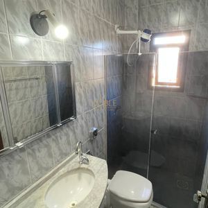 Apartamento com 140m², 3 dormitórios, 1 suíte, 1 vaga no Edificio Clezar em Torres para Comprar