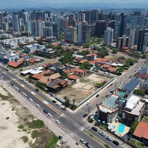 Apartamento com 185m², 3 dormitórios, 3 suítes, 1 vaga no Casa Malta em Torres para Comprar