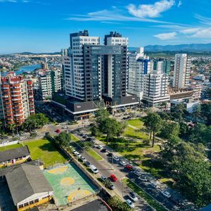 Apartamento com 110m², 3 dormitórios, 3 suítes, 2 vagas no Montalcino em Torres para Comprar