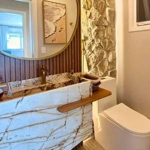 Apartamento com 86m², 2 dormitórios, 2 suítes, 1 vaga no Titanium em Torres para Comprar