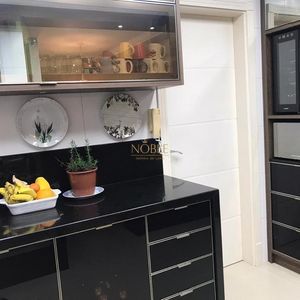 Apartamento com 146m², 3 dormitórios, 1 suíte, 1 vaga no Marechiare em Torres para Comprar