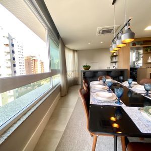 Apartamento com 136m², 3 dormitórios, 3 suítes, 2 vagas no Dall'acqua em Torres para Comprar